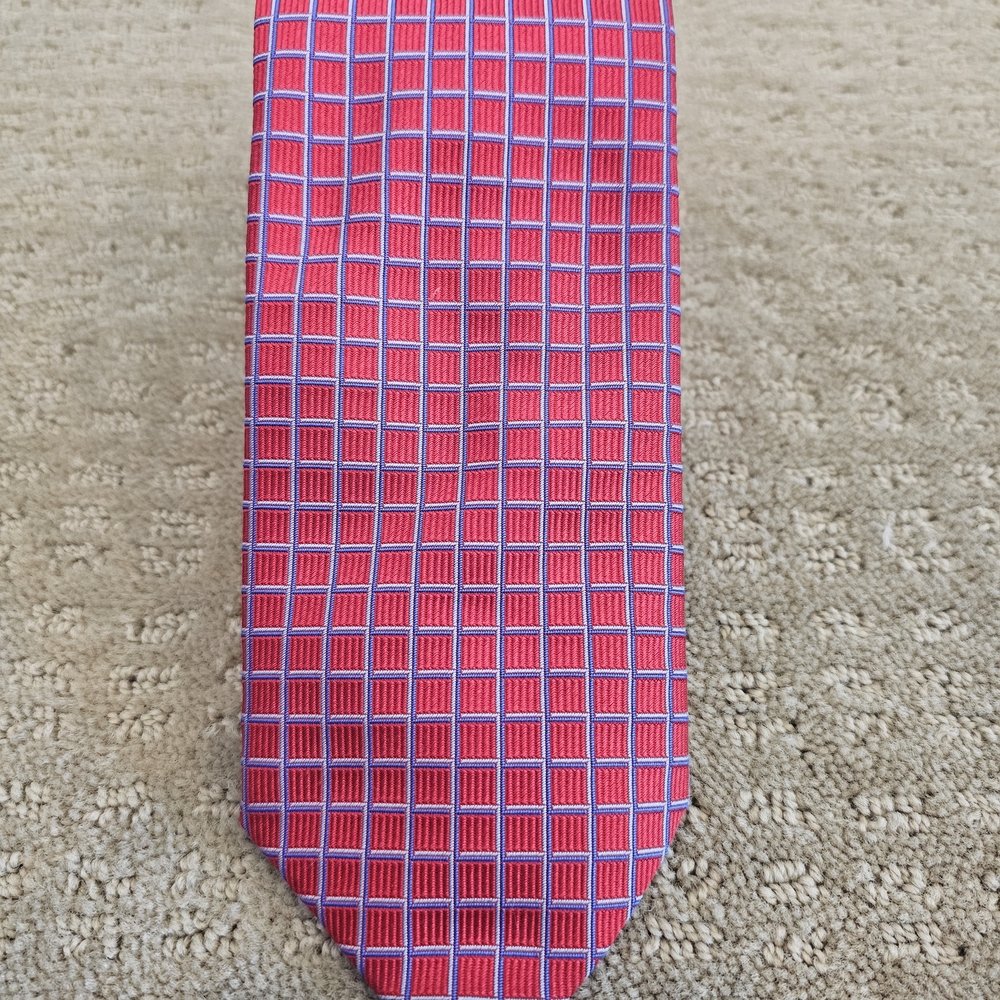 Thomas Pink 100% Silk Checkered Men's Tie
